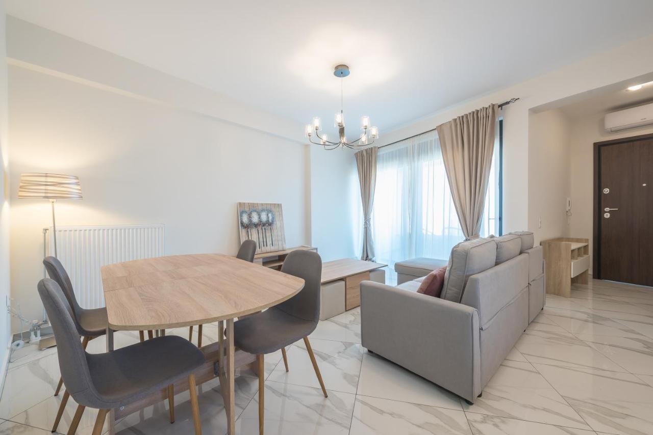 Newly Renovated Apt In The Heart Of Kerameikos أثينا المظهر الخارجي الصورة